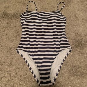 ❗️Amazing One Piece 🩱❗️